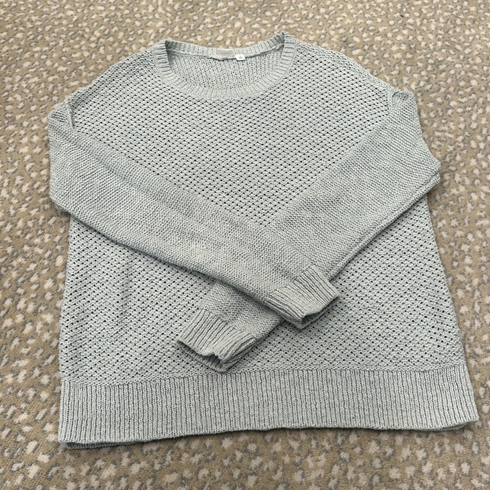 Women’s blue/grey chunky knit sweater, size medium